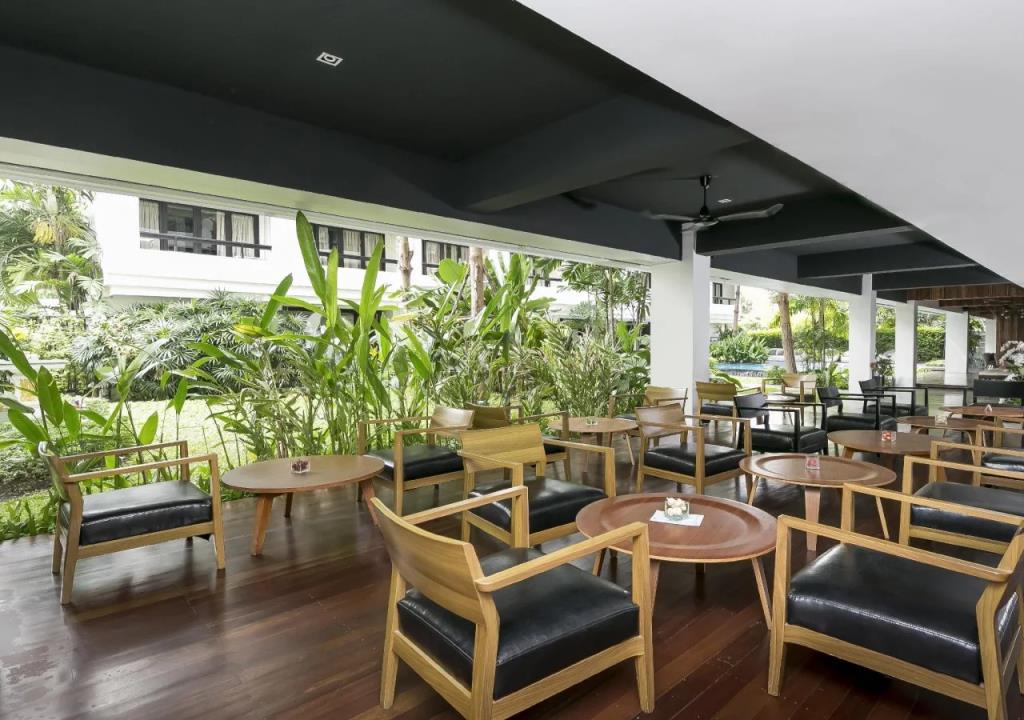 UMA Residence 3*