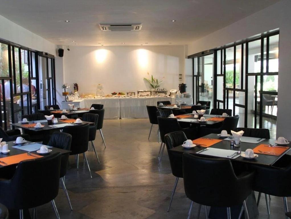 UMA Residence 3*