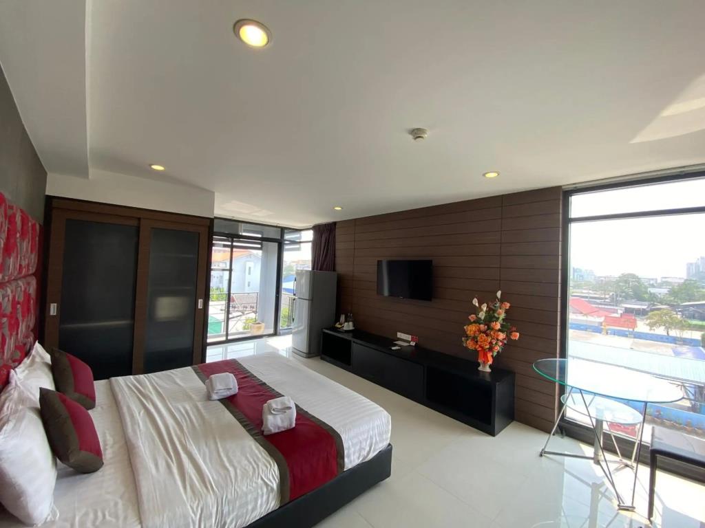 UMA Residence 3*