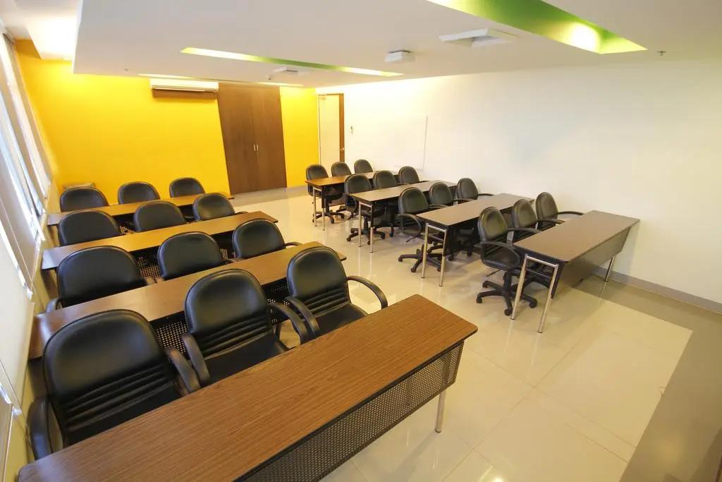 Go Hotels Otis - Manila 3*