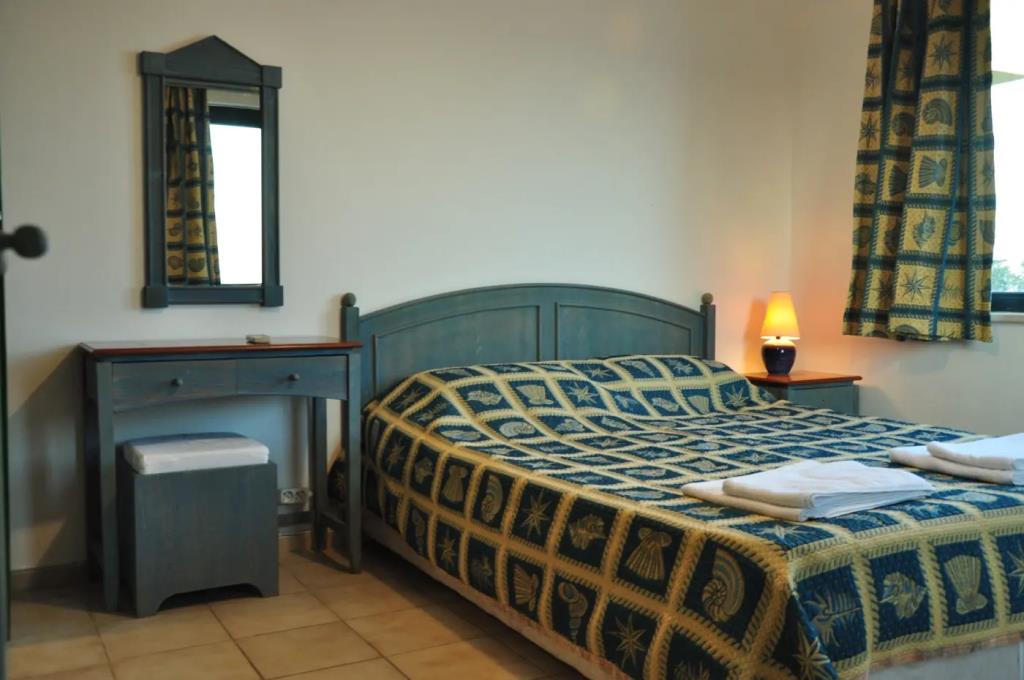 Palm Court Suites 0*