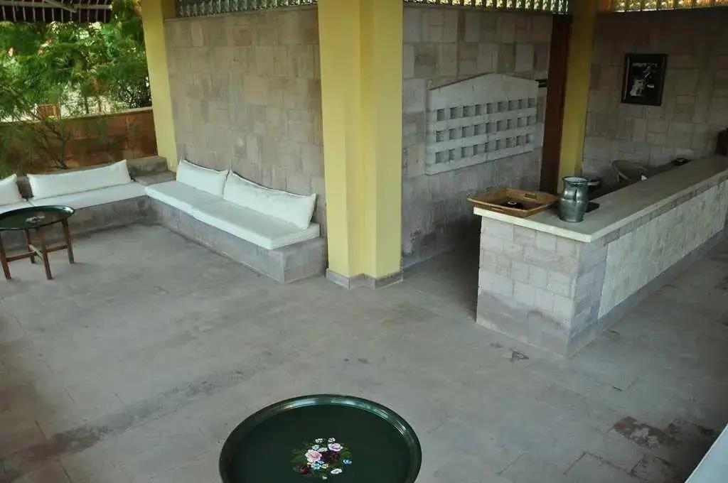 Palm Court Suites 0*