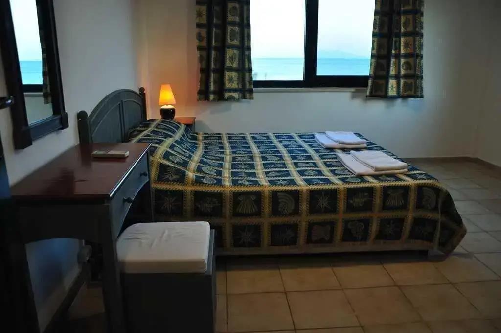 Palm Court Suites 0*