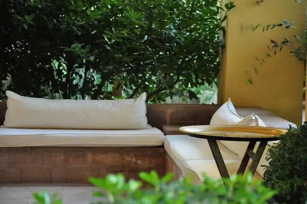 Palm Court Suites 0*