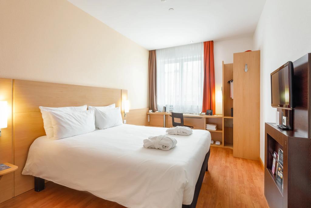 ibis Moscow Centre Bakhrushina Hotel 3*