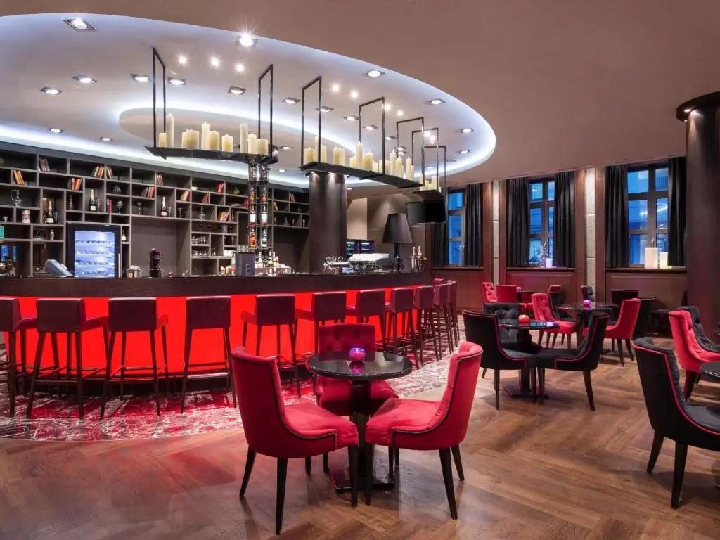 Mercure Moscow Paveletskaya Hotel 4*