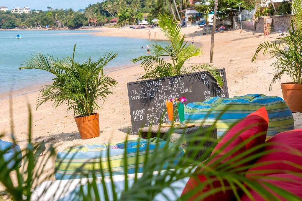 Enjoy Beach Hotel 3*