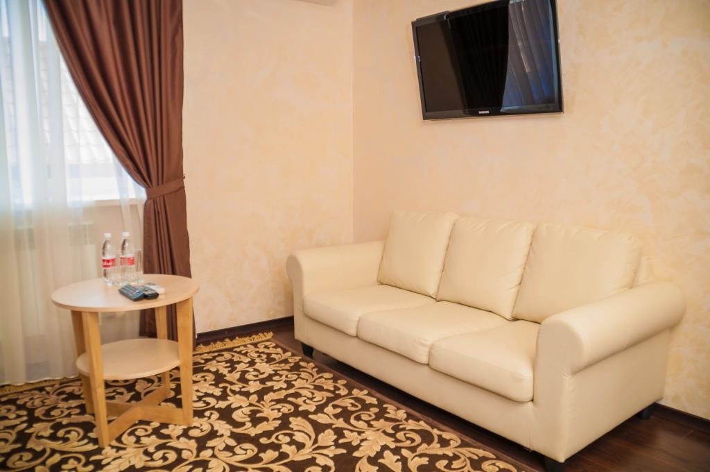 Royal Castle Hotel 0*