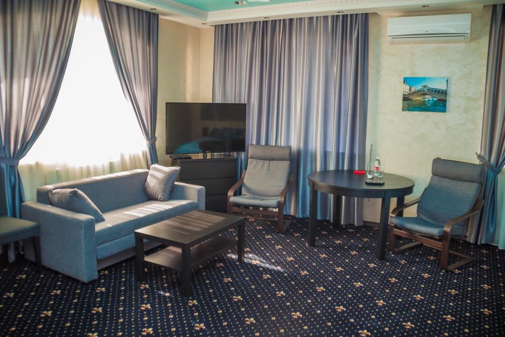 Royal Castle Hotel 0*
