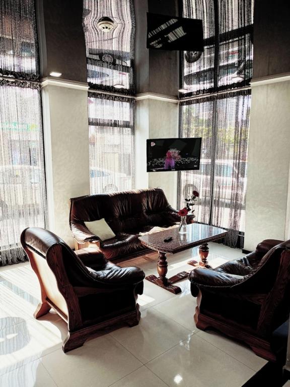 Batumi inn Hotel 2*