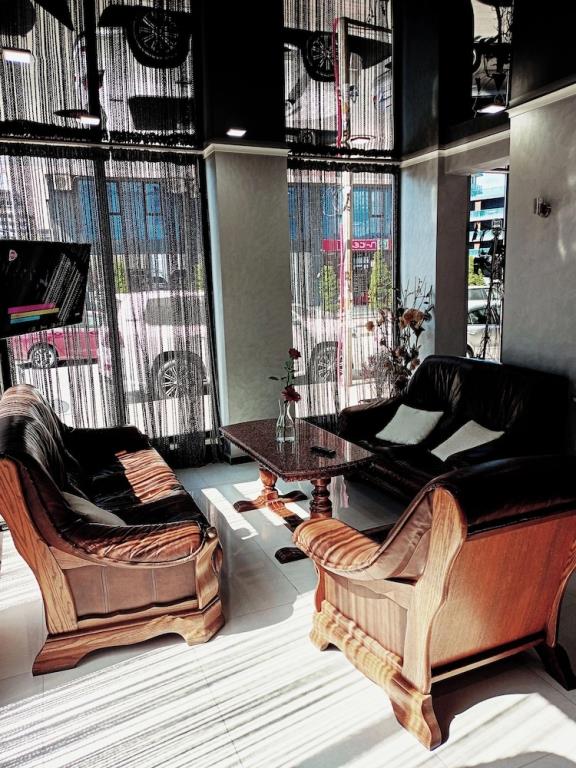 Batumi inn Hotel 2*