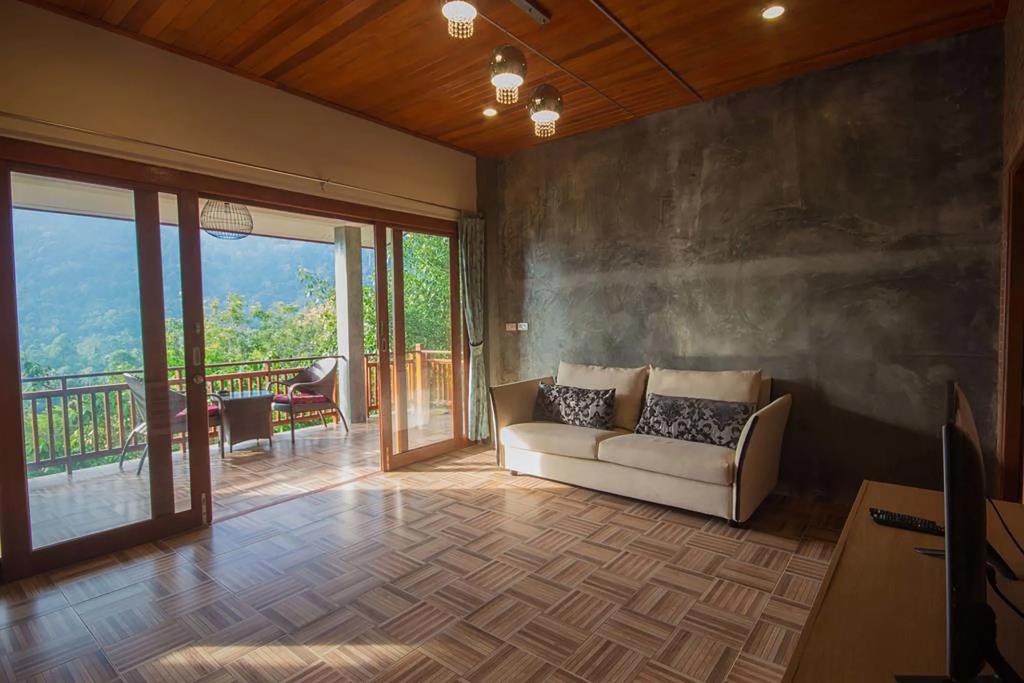 Baan View Talay 0*