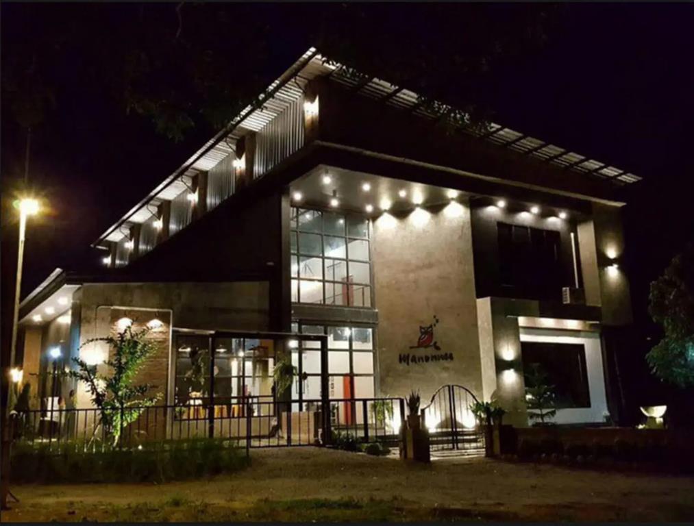 Manonnee Hotel 3*