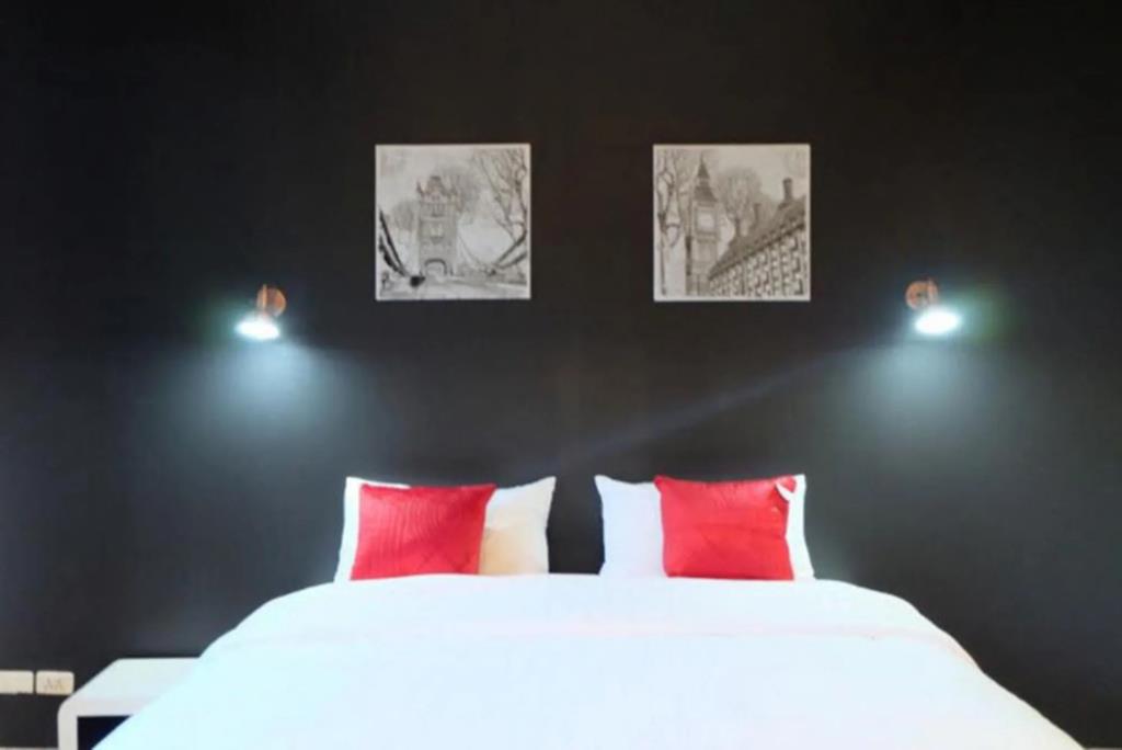 Manonnee Hotel 3*