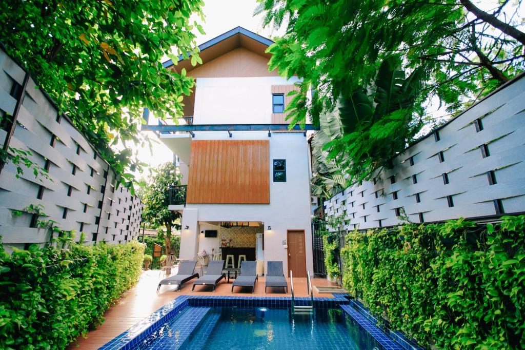 Wealth Boutique Hotel 3*