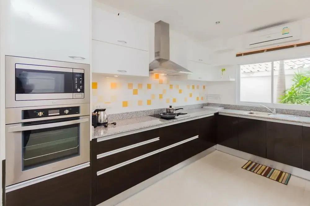 Genesis Villas 0*