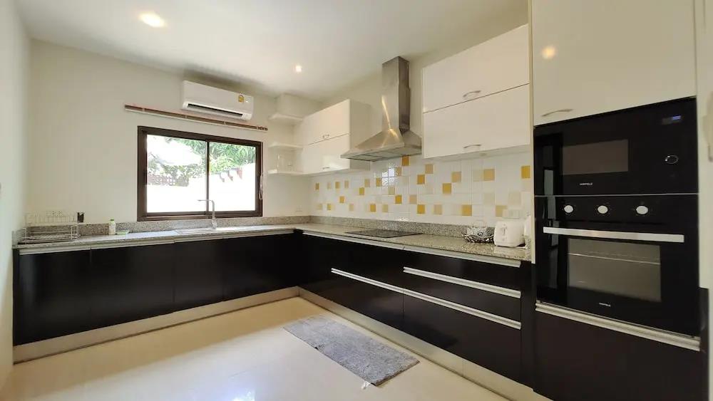 Genesis Villas 0*