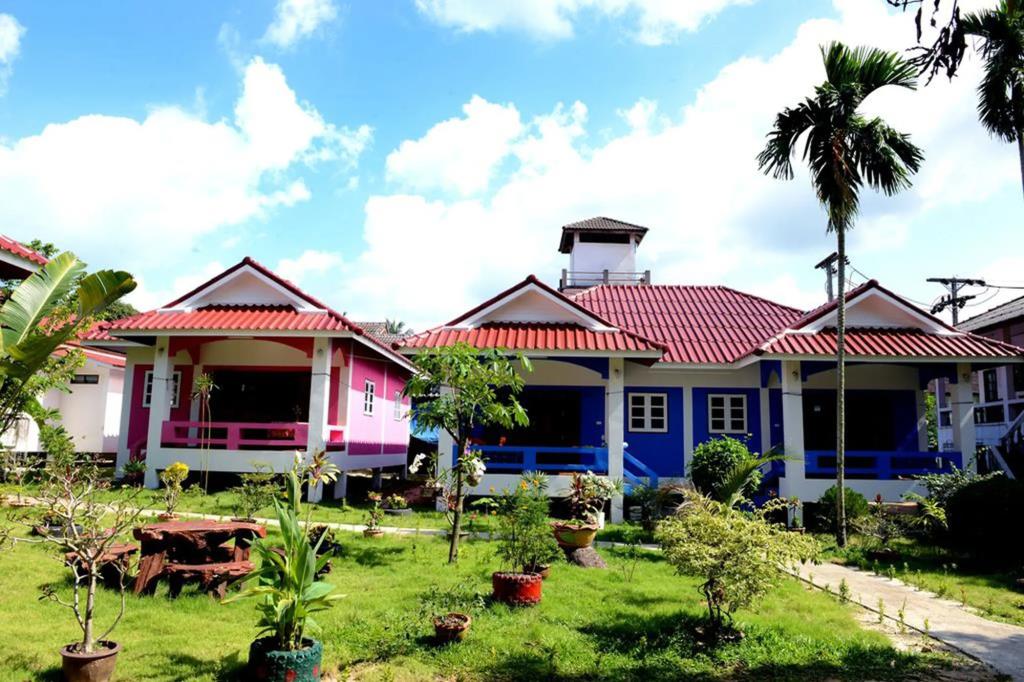 New Sunrise Village Maenam Beach 3*