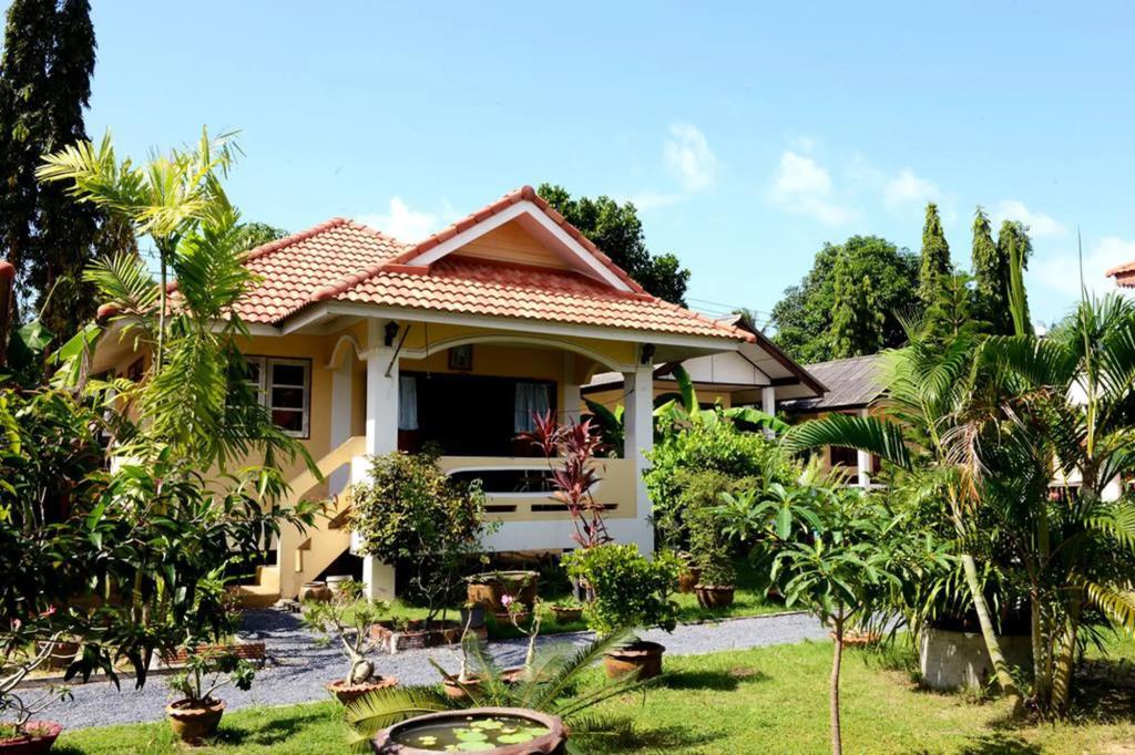 New Sunrise Village Maenam Beach 3*