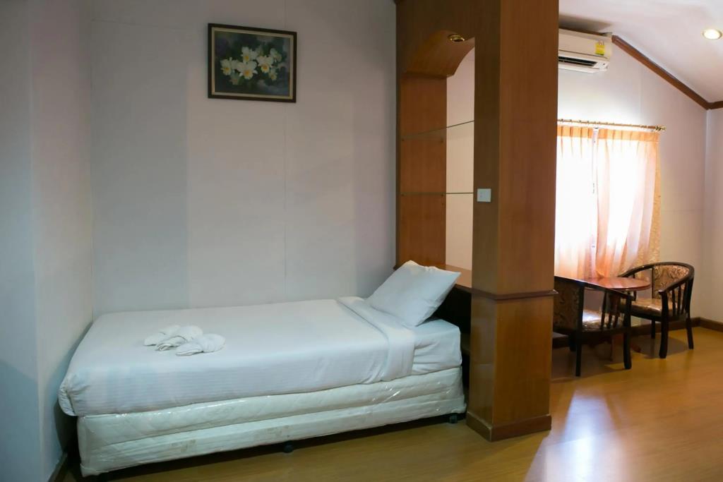 Haadrin Resort 3*