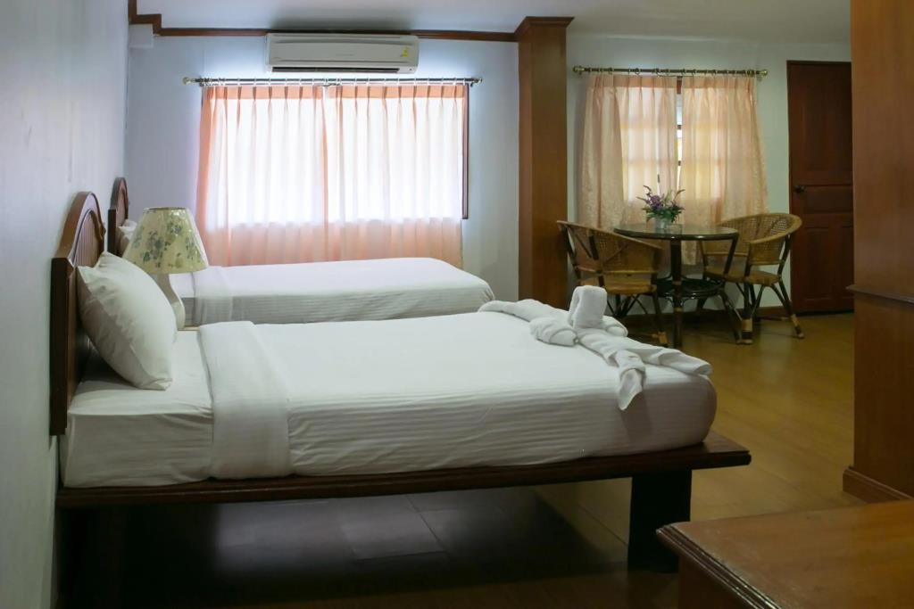 Haadrin Resort 3*