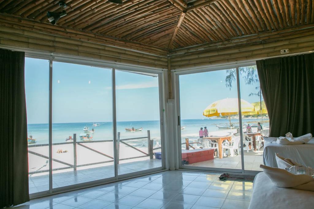 Haadrin Resort 3*