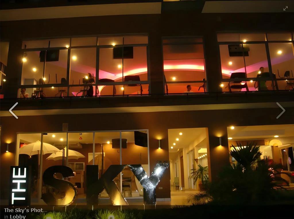 The Sky Condo 3*