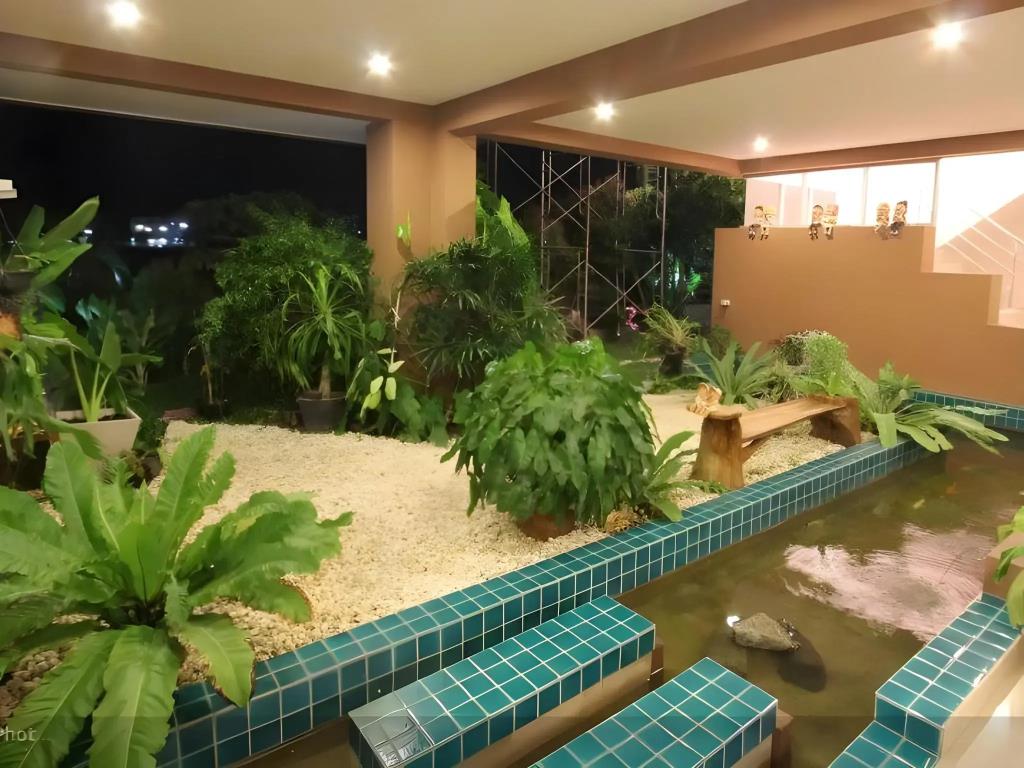The Sky Condo 3*