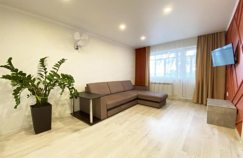 Dobrye Sutki Apartment on Mukhacheva 133 0*