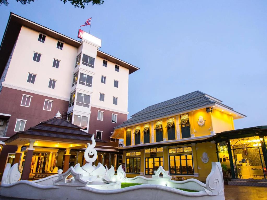 Madina Hotel 3*