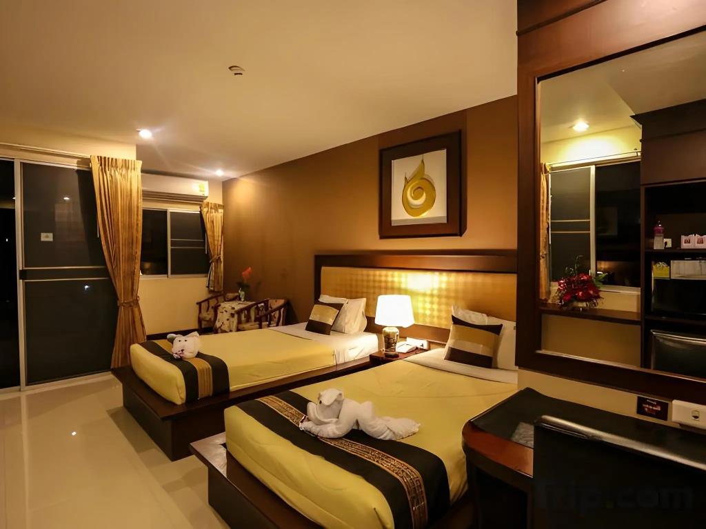 Madina Hotel 3*