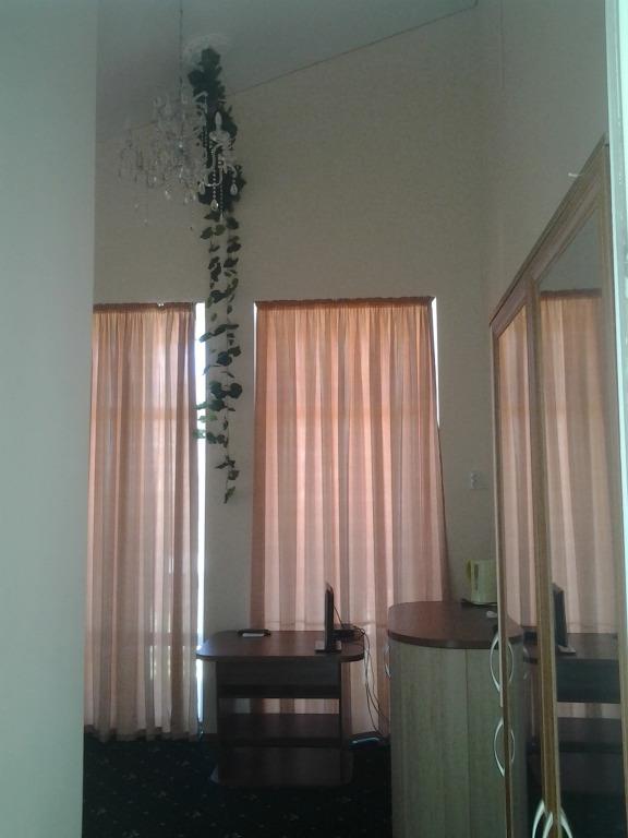 Eleron Hotel 0*