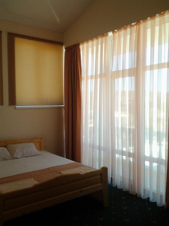 Eleron Hotel 0*