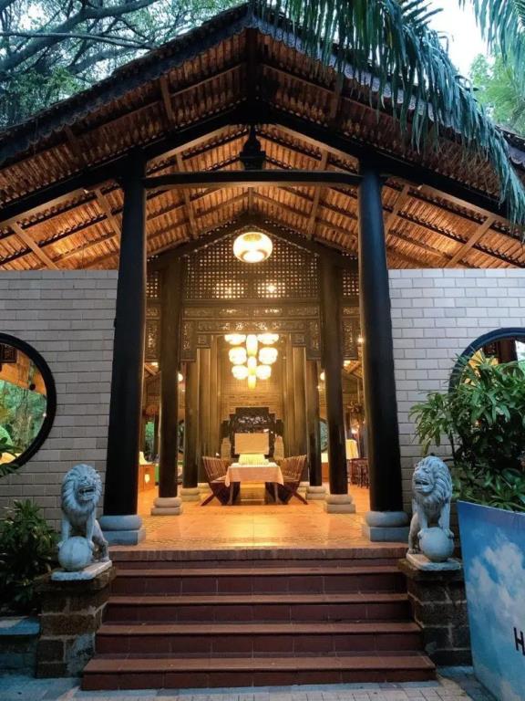 Phuong Nam Resort 3*