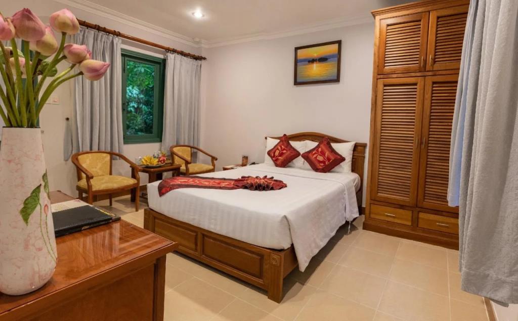 Phuong Nam Resort 3*