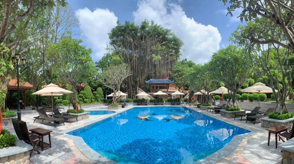 Phuong Nam Resort 3*