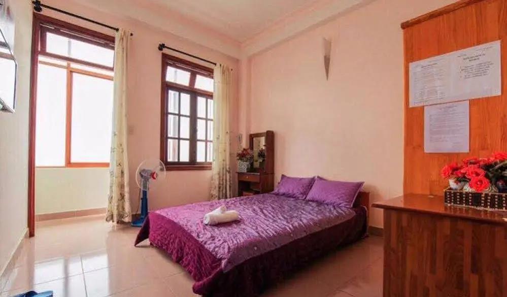 Tri Giao Hotel 2*