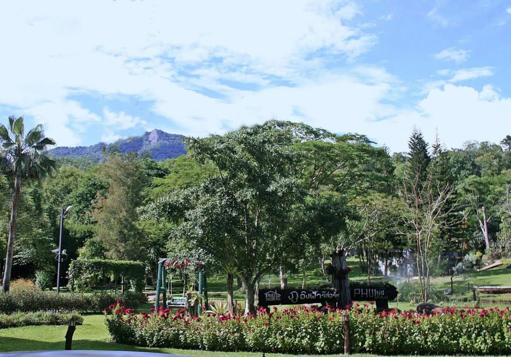 Phu Ing Fah Resort 2*