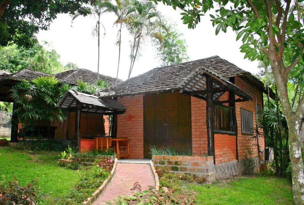 Phu Ing Fah Resort 2*