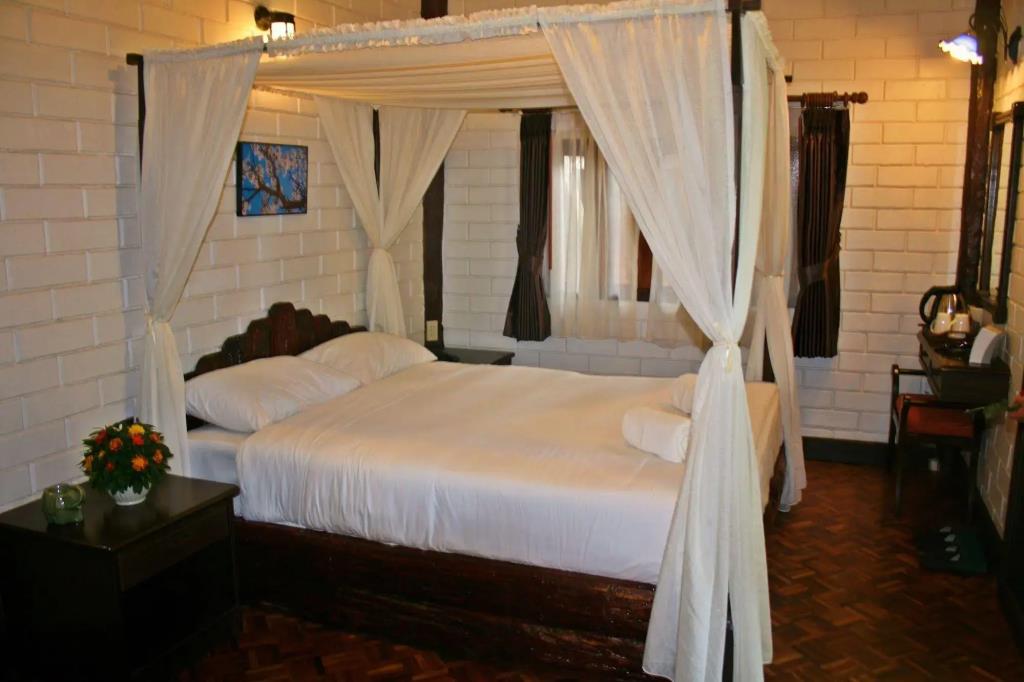 Phu Ing Fah Resort 2*