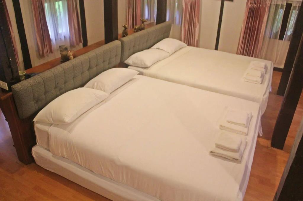Phu Ing Fah Resort 2*