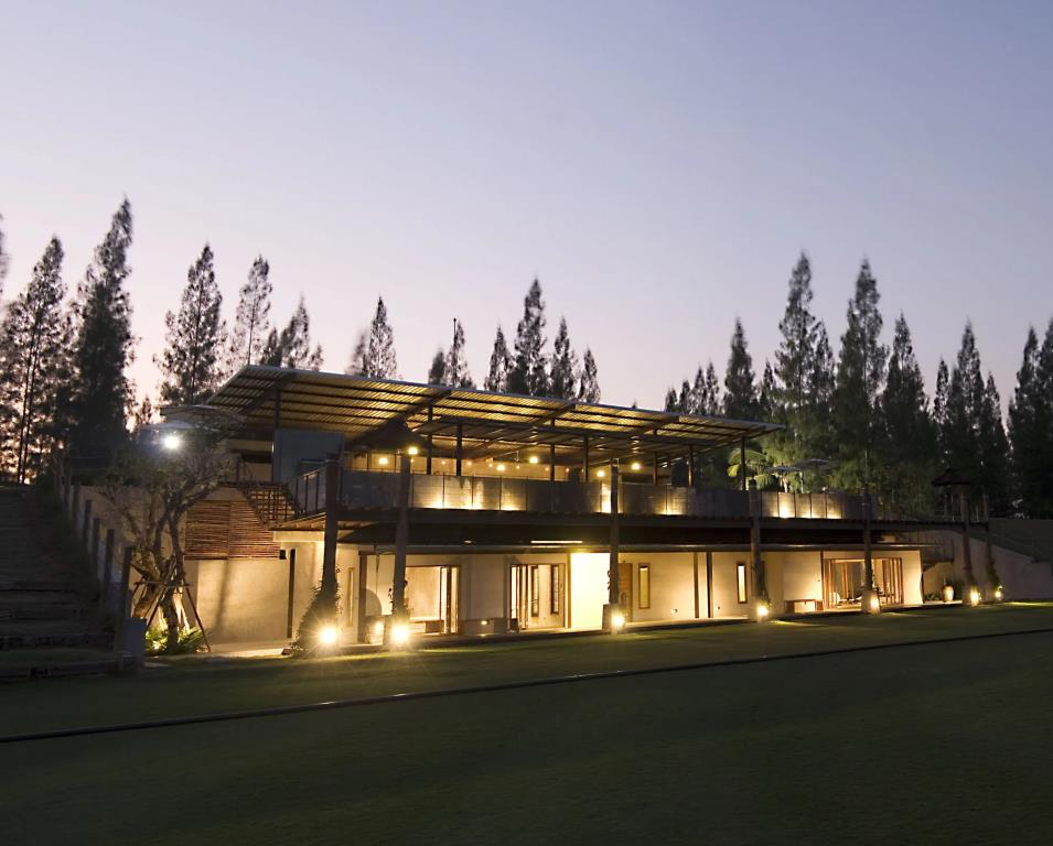 The Farmhouse at Polo Escape 3*