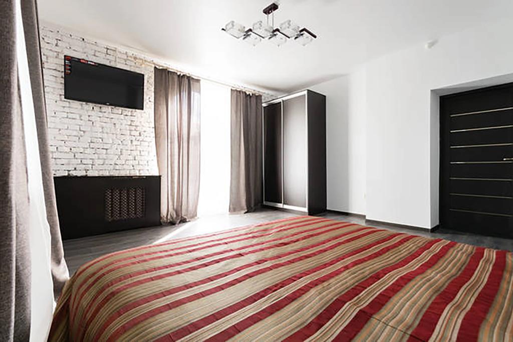 Schastlivyij Sluchaj Mini-Hotel 0*