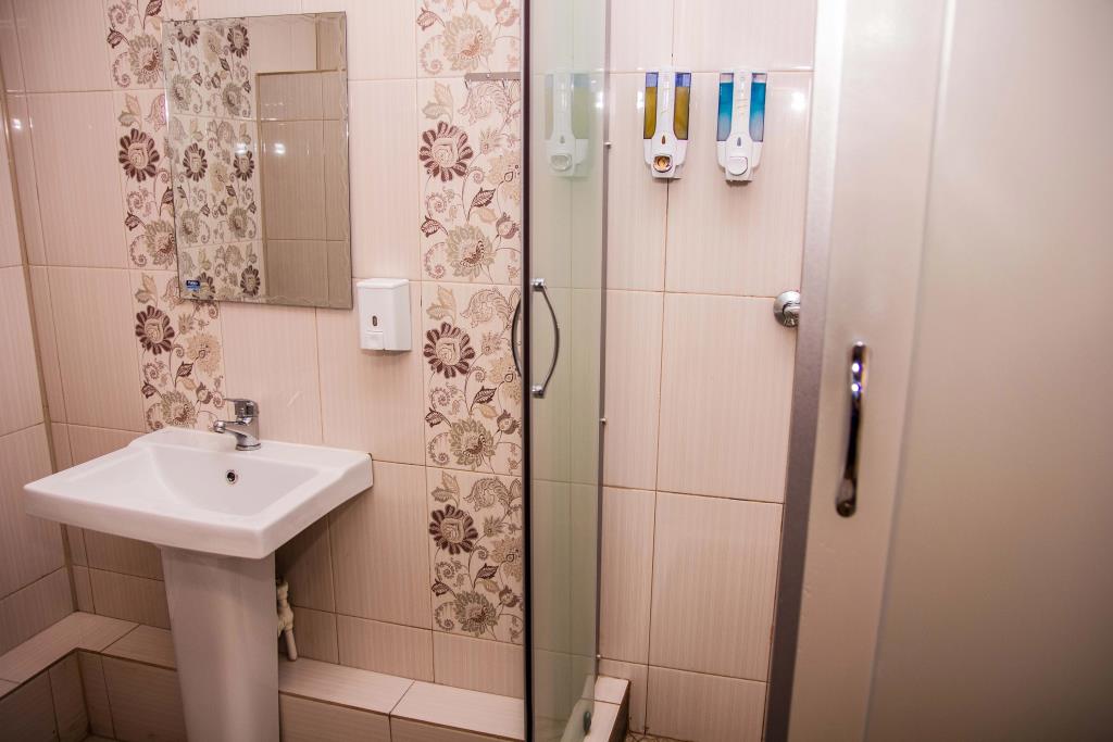 Sitara Hotel 0*