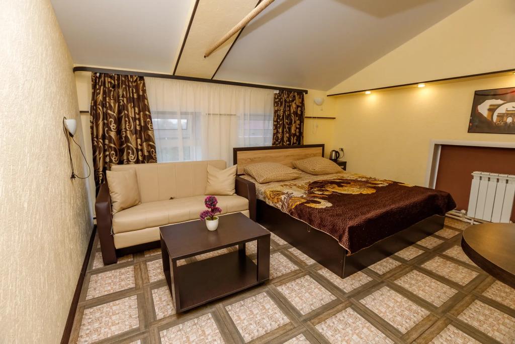 Sitara Hotel 0*