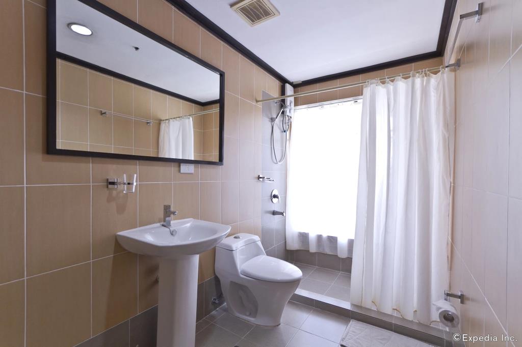 Richmond Plaza Hotel 3*