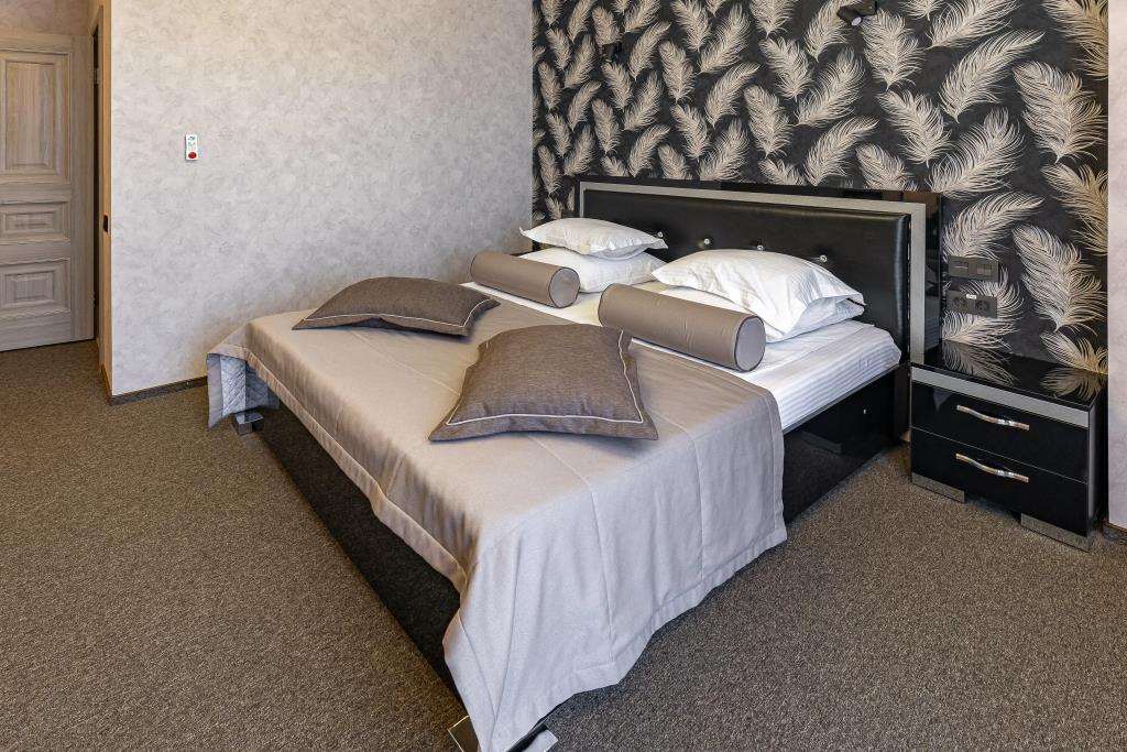 Teta Hotel 3*
