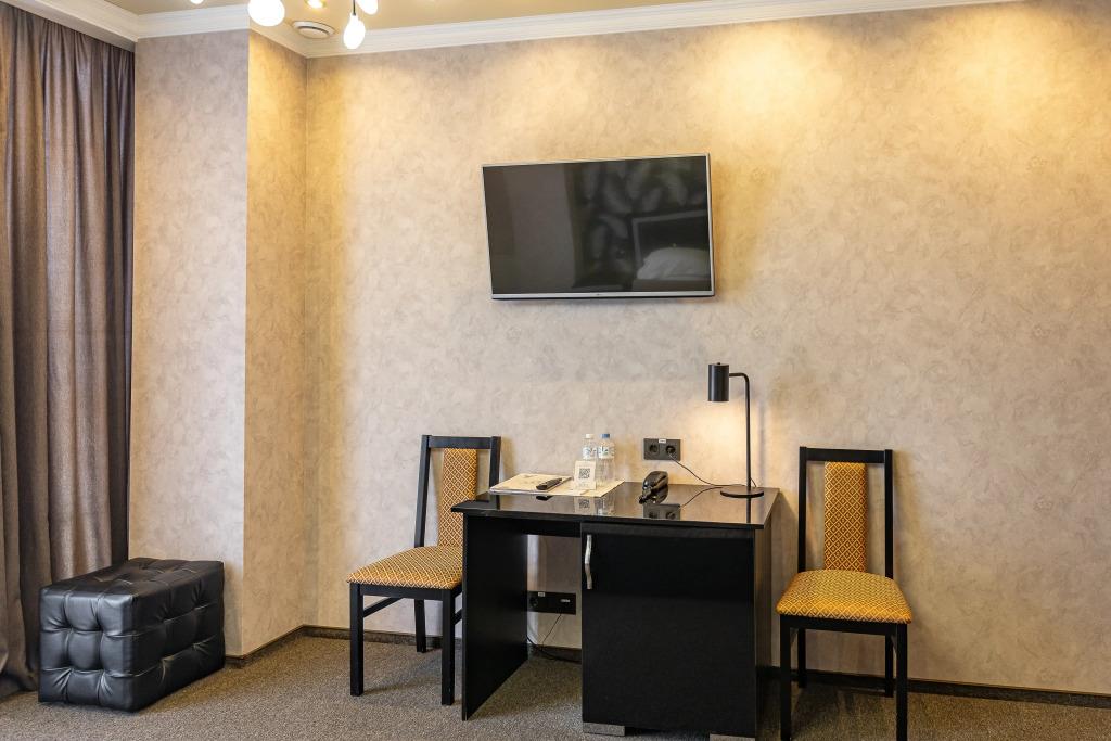 Teta Hotel 3*