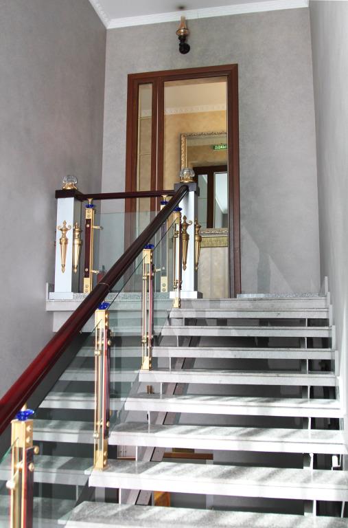 Artem Plaza Mini Hotel 3*