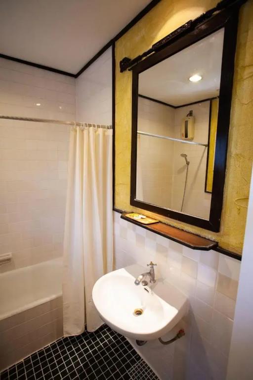 The Sunrise Residence 3*